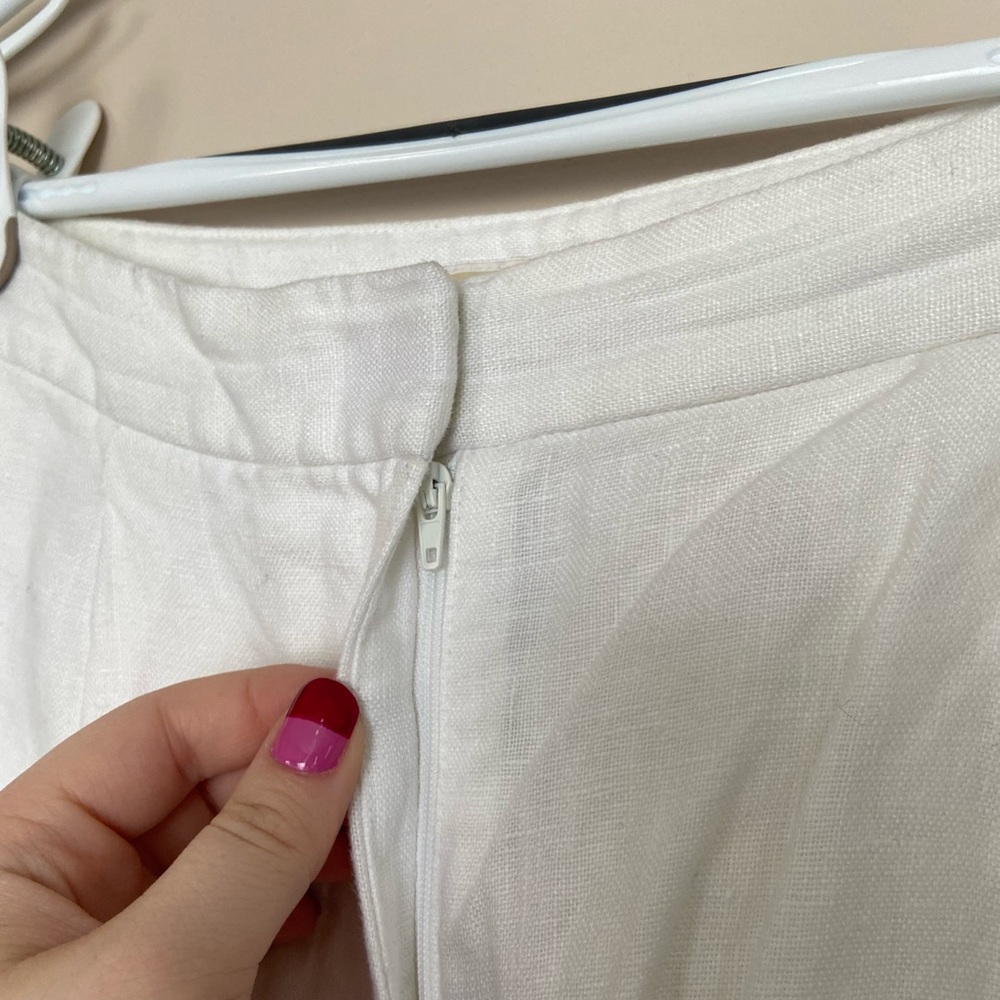MICHAEL Michael Kors Linen Shorts - Picture 2 of 6